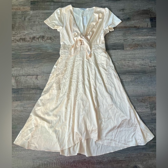 NWT! Baltic Born Poppy Satin Midi Dress Ivory Large Tie Front Wedding Engagement - Picture 4 of 7